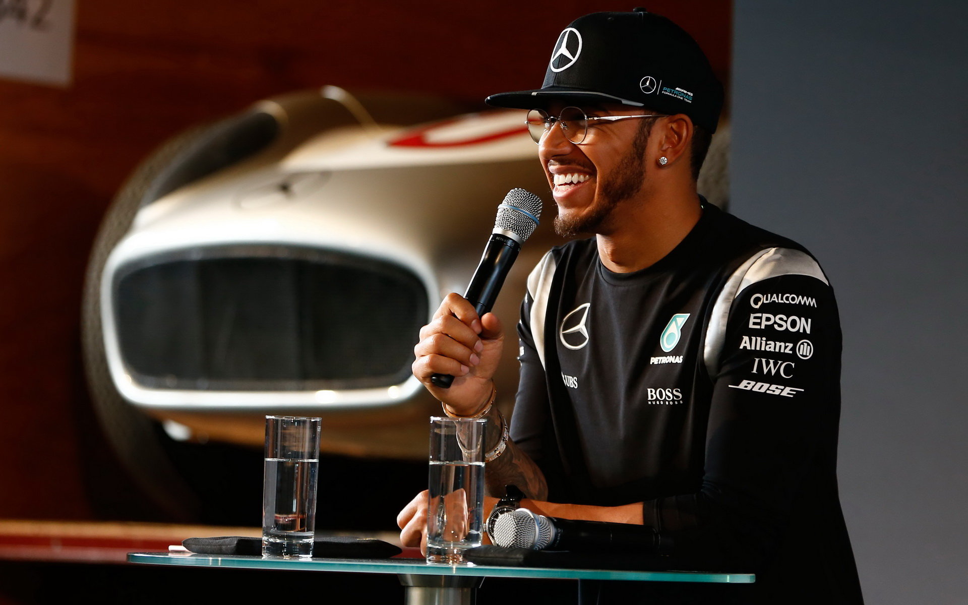 Lewis Hamilton ve Fellbachu - Mercedes-Benz, Motorsport Kickoff 2016