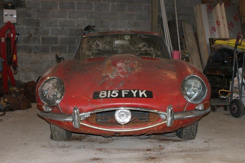 Vydražený Jaguar E-type z roku 1963