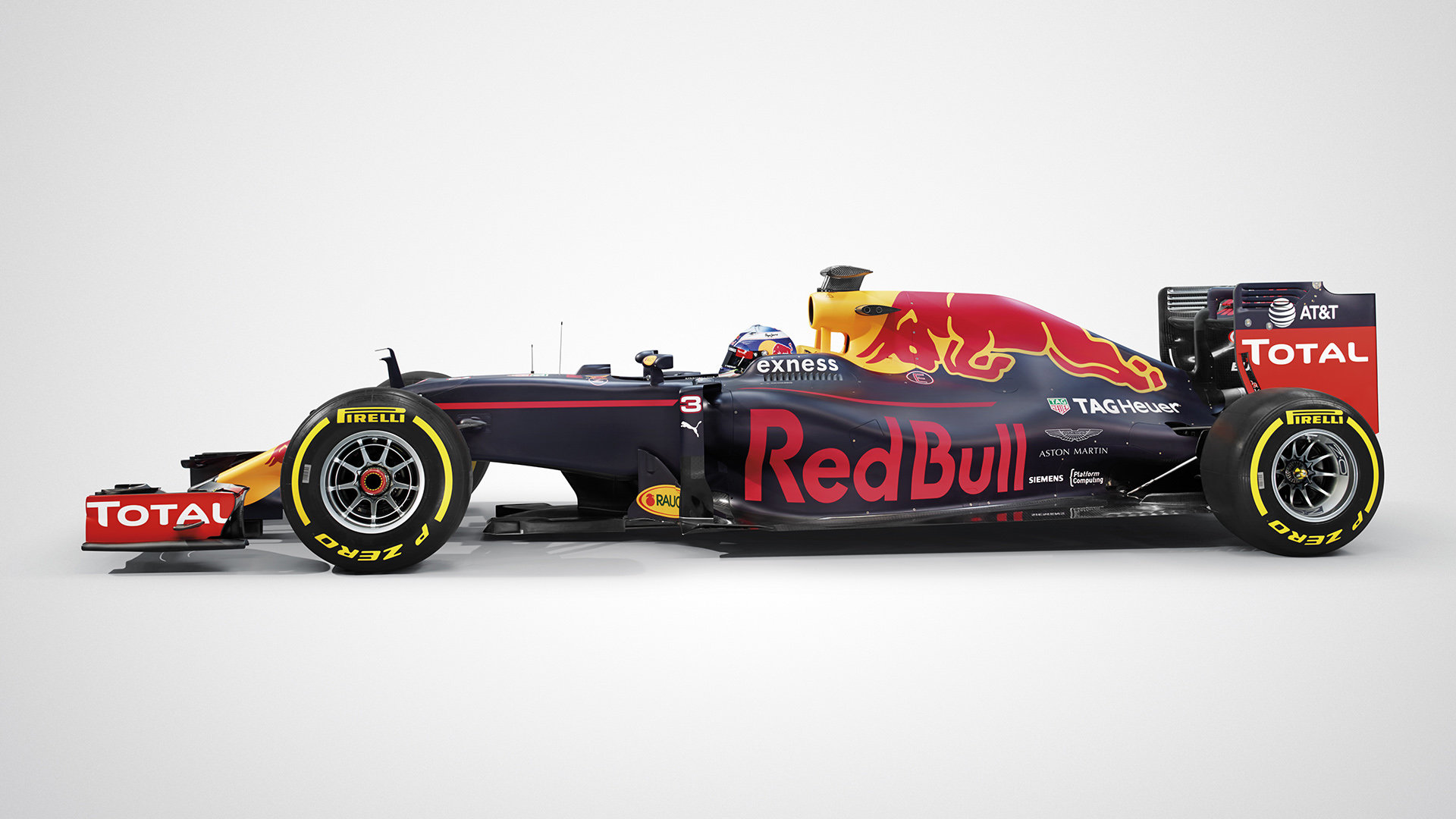 Red Bull RB12 s logem Aston Martin