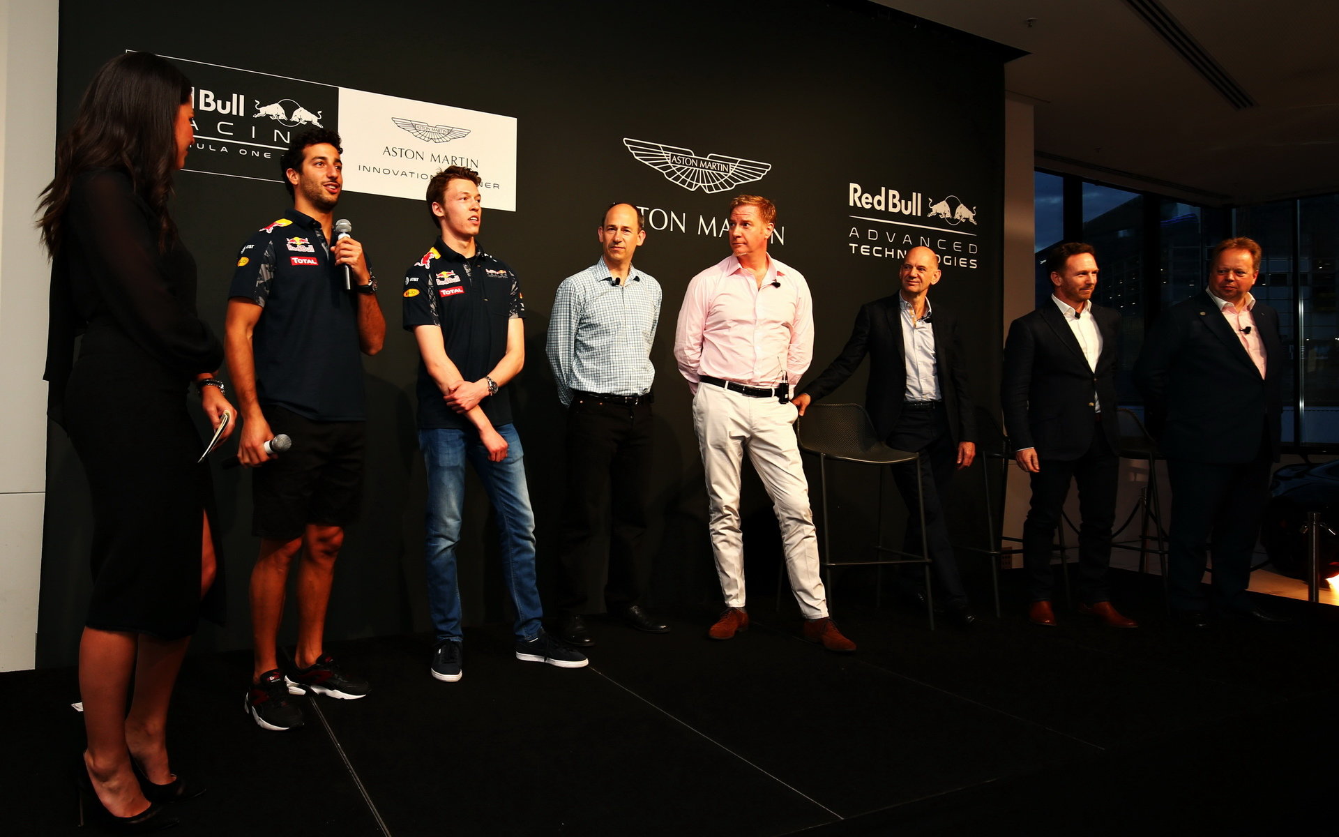 Zahájení spolupráce Red Bull a Aston Martin v Melbourne