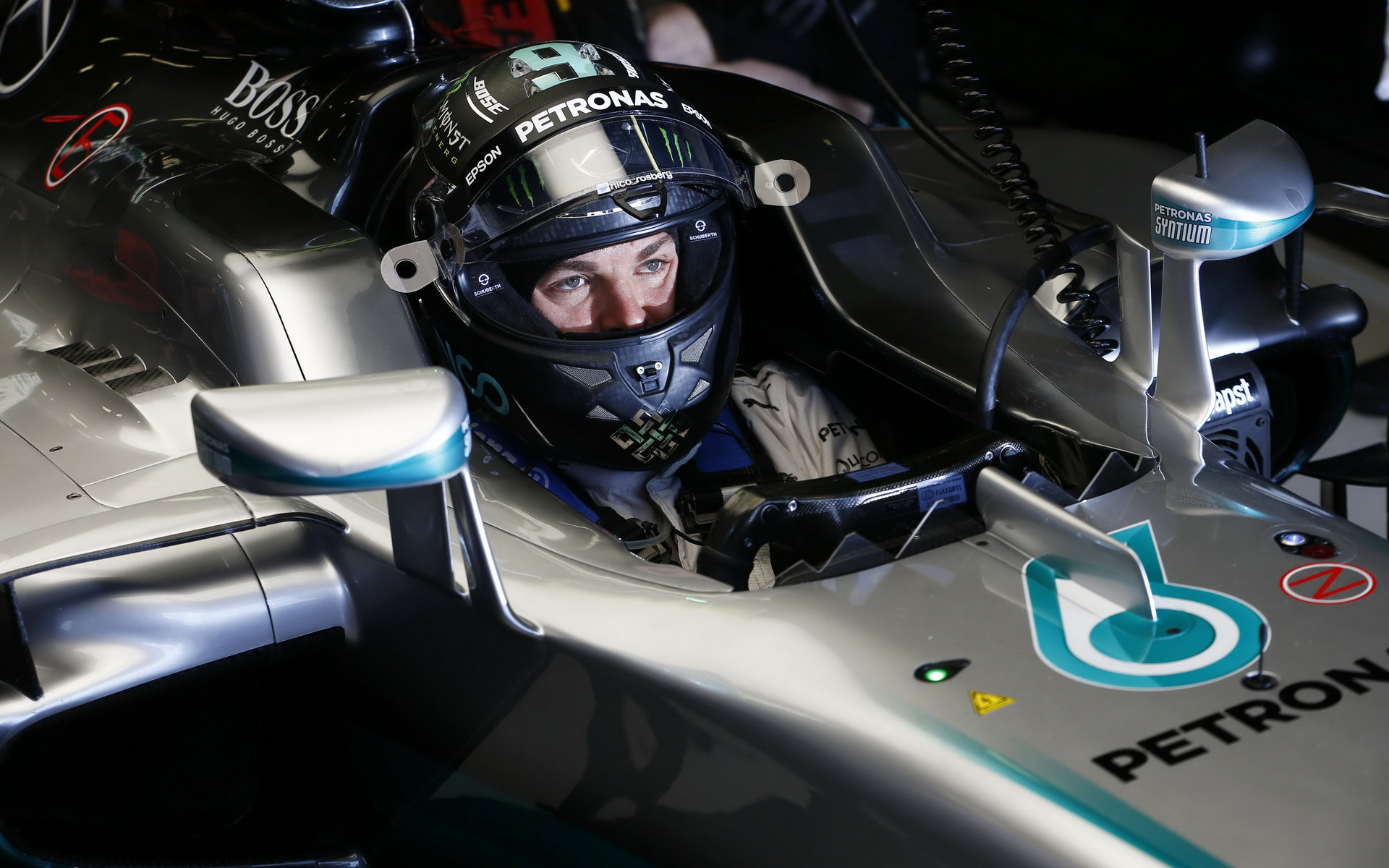 Nico Rosberg při pátečním tréninku v Melbourne