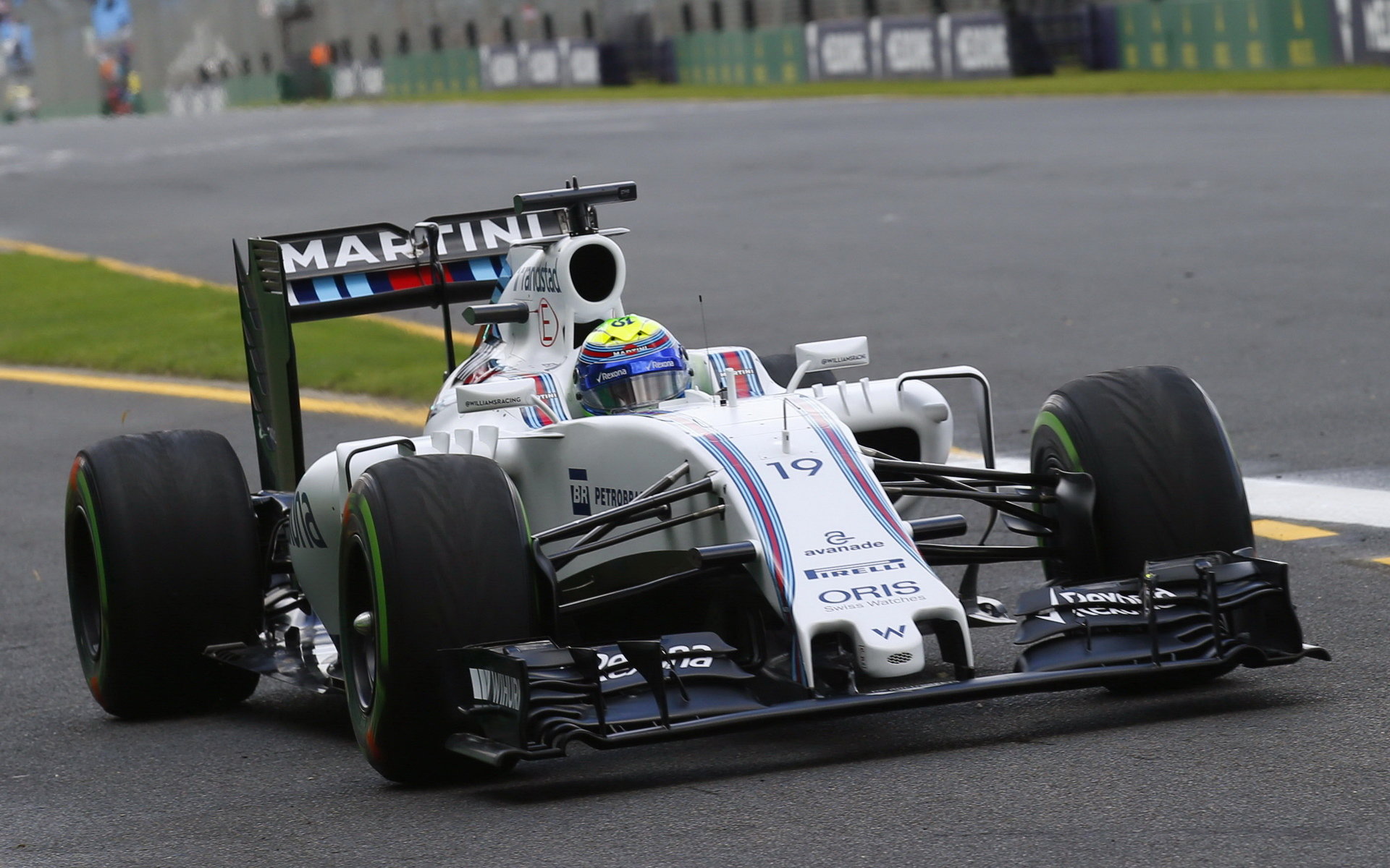 Felipe Massa při pátečním tréninku v Melbourne