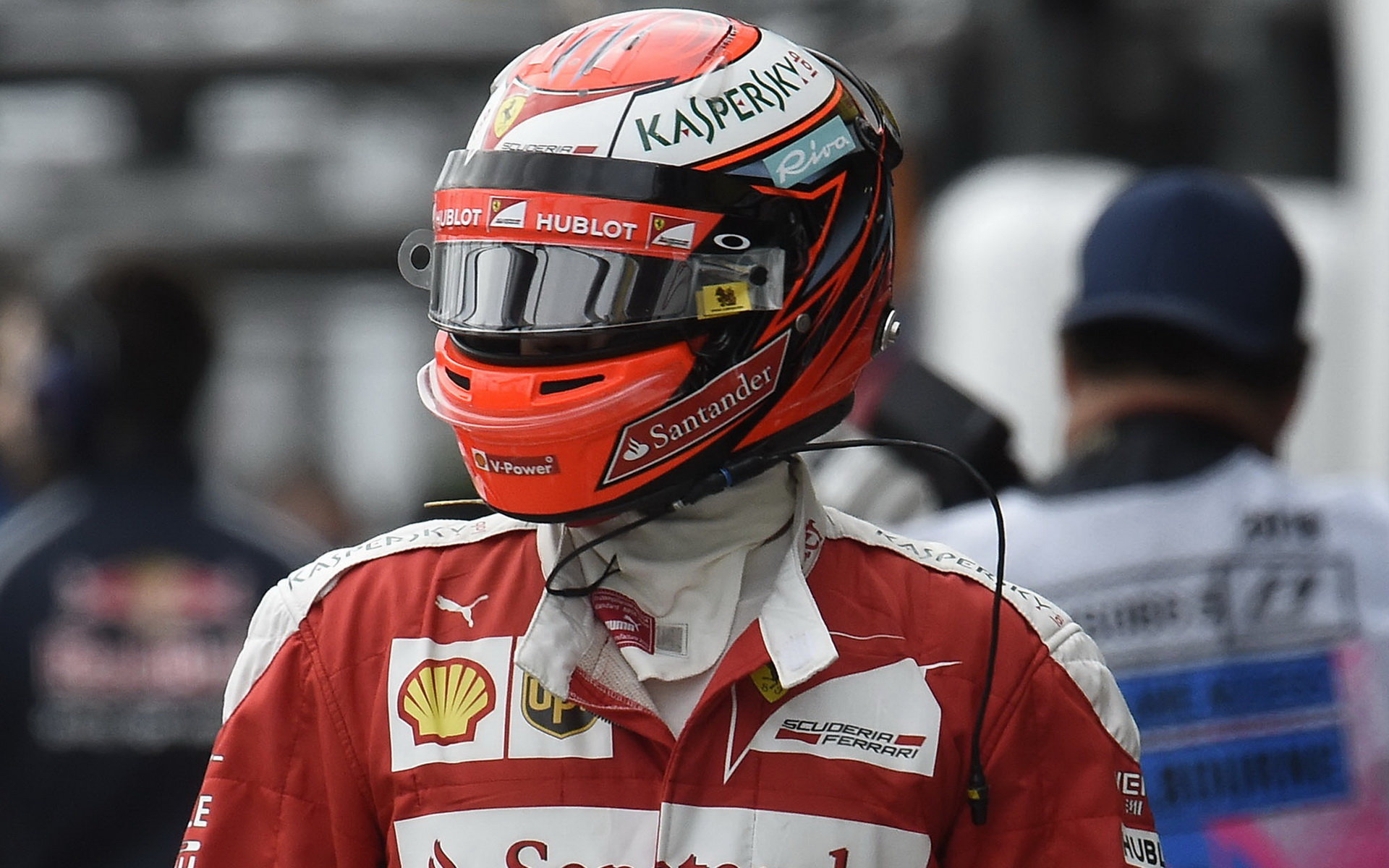 Do konce kvalifikace chybělo ještě hodně času, a piloti Ferrari už hledali kontrolní váhu