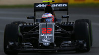 Jenson Button při tréninku v Melbourne