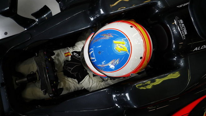 Fernando Alonso musí počkat na verdikt lékařské komise FIA