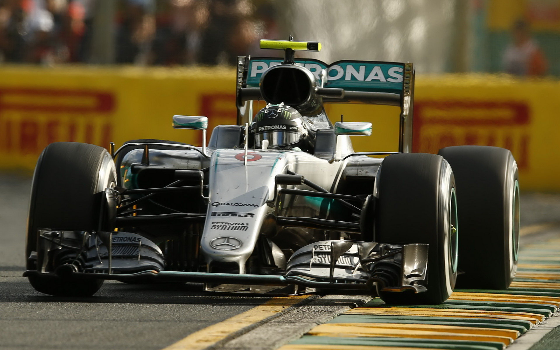Nico Rosberg při závodě v Melbourne
