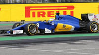 Marcus Ericsson při kvalifikaci v Melbourne