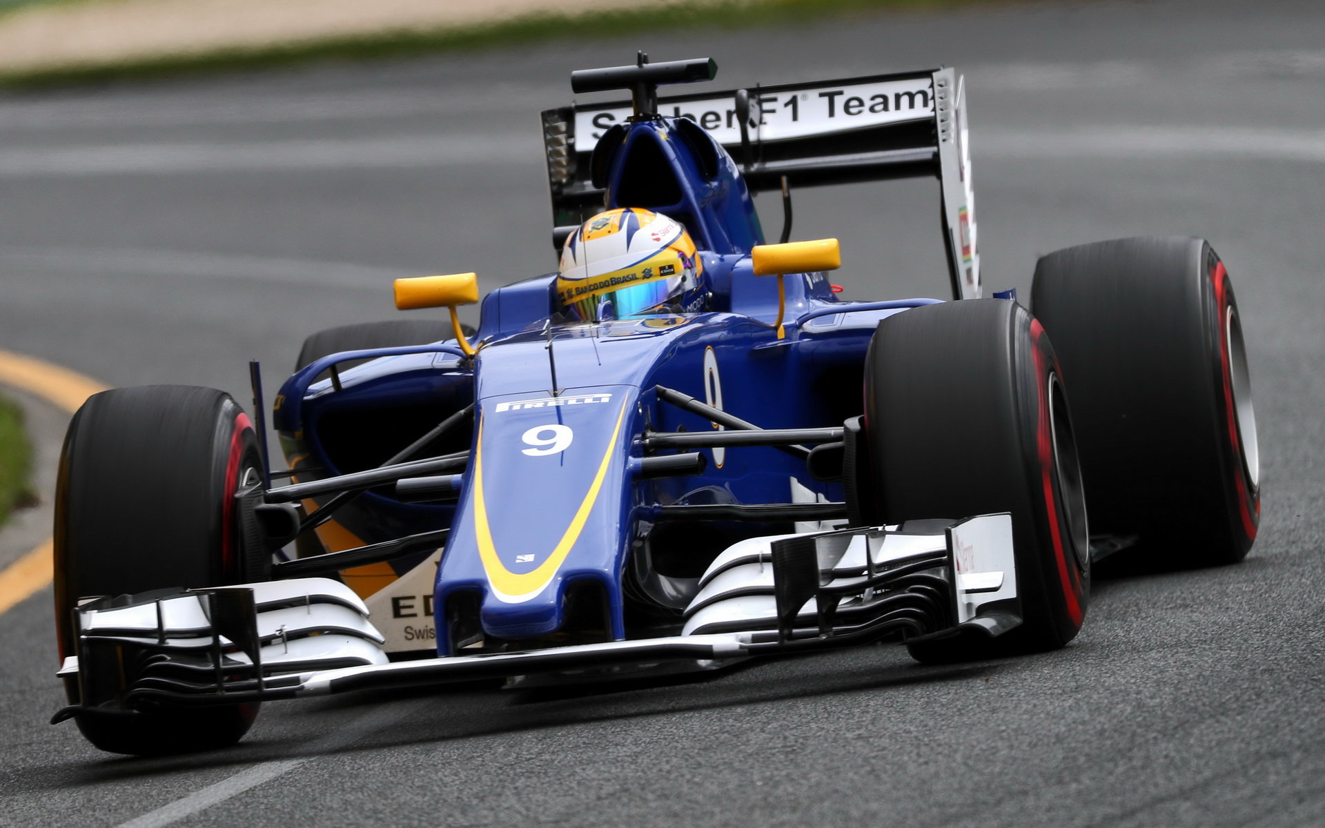 Marcus Ericsson při kvalifikaci v Melbourne