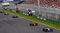 Nico Hülkenberg při závodě v Melbourne