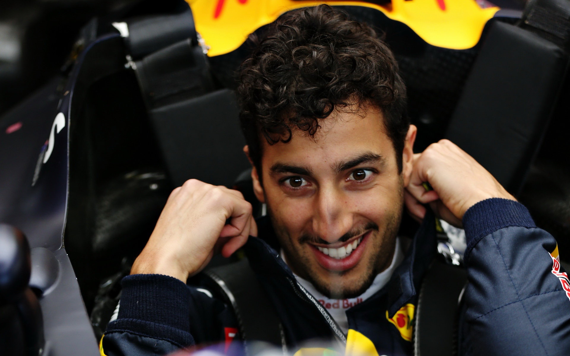 Daniel Ricciardo v Melbourne