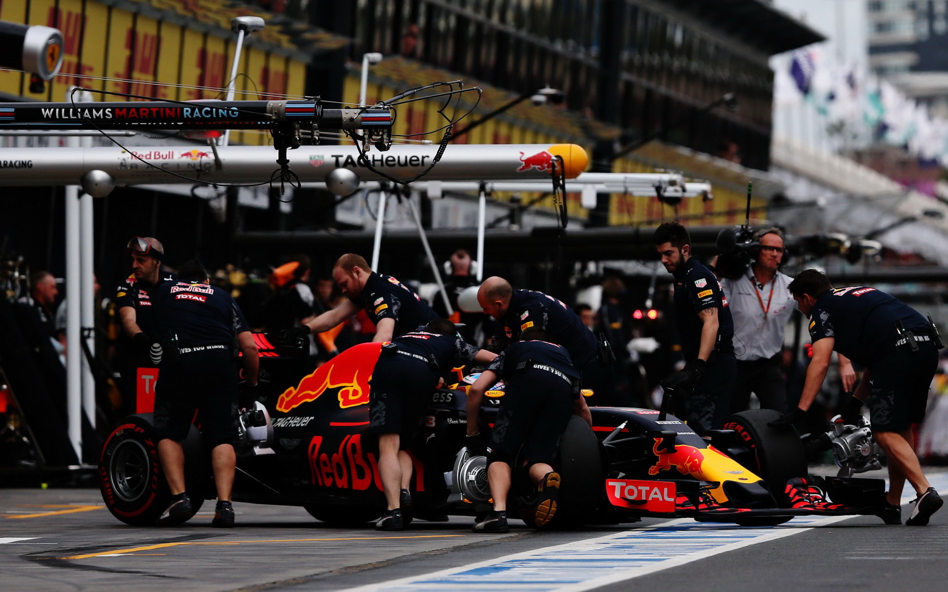 Daniel Ricciardo při kvalifikaci v Melbourne