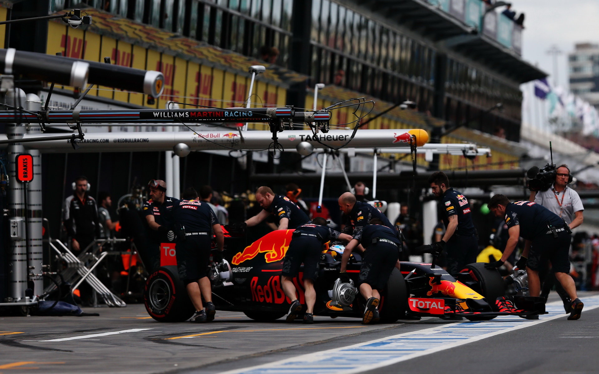 Daniel Ricciardo při kvalifikaci v Melbourne