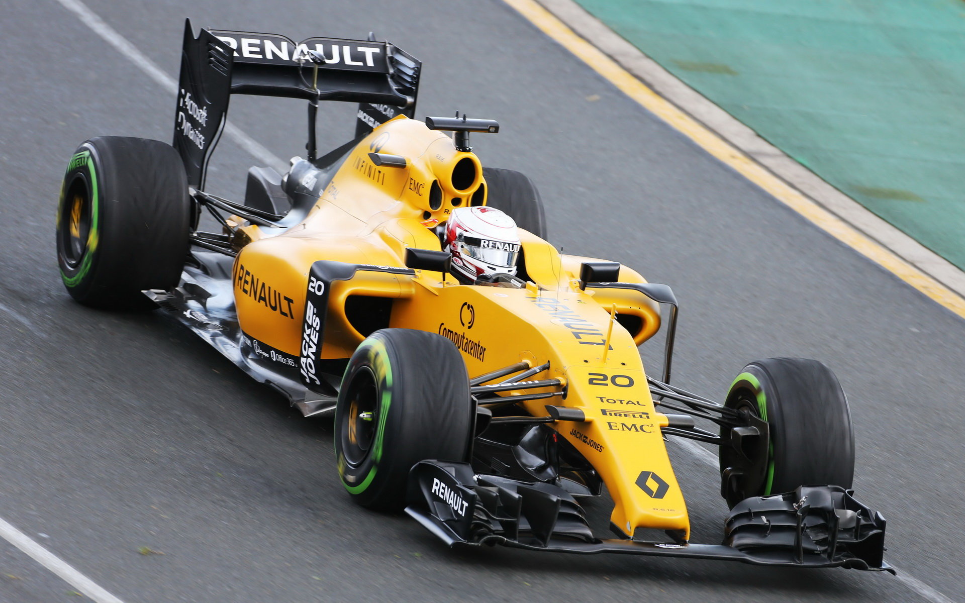 Kevin Magnussen v Melbourne