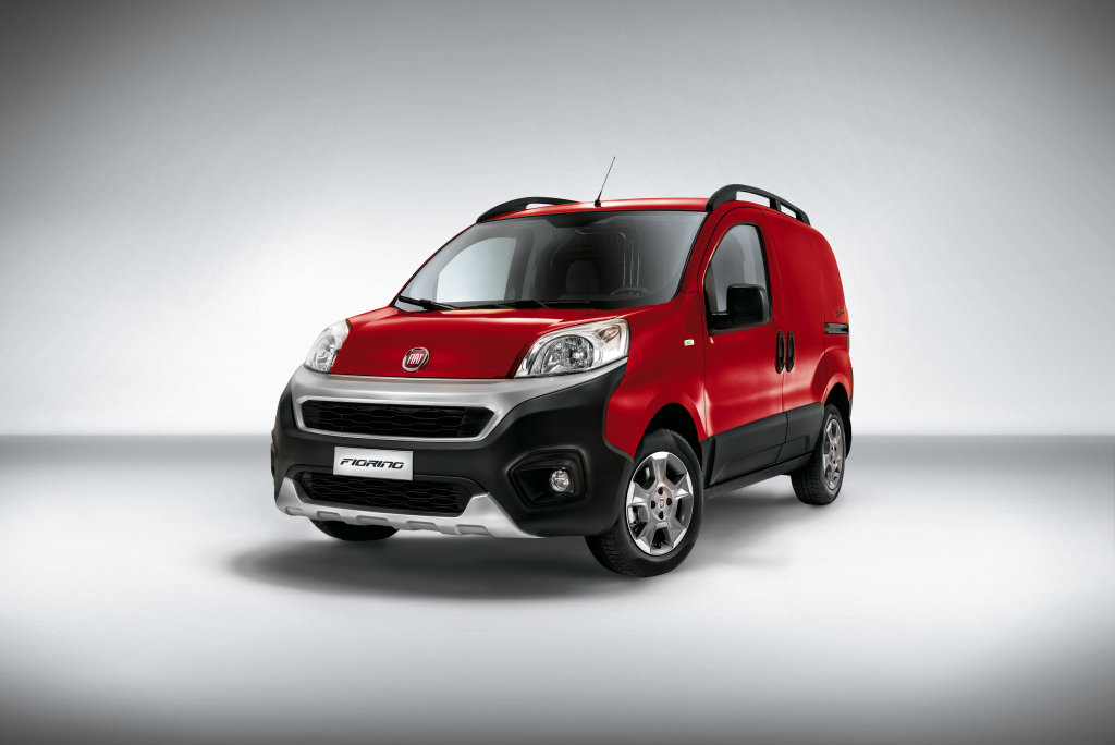 Fiat Fiorino má po modernizaci atraktivnější design a lepší interiér.