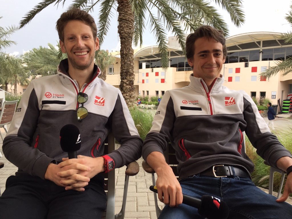 Piloti Haasu Romain Grosjean a Esteban Gutiérrez