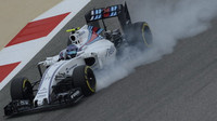 Valtteri Bottas probzrdil při pátečním tréninku v Bahrajnu