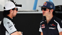 Carlos Sainz a Sergio Peréz v Bahrajnu