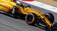 Kevin Magnussen při kvalifikaci v Bahrajnu