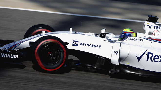 Felipe Massa na super-měkké směsi v Bahrajnu