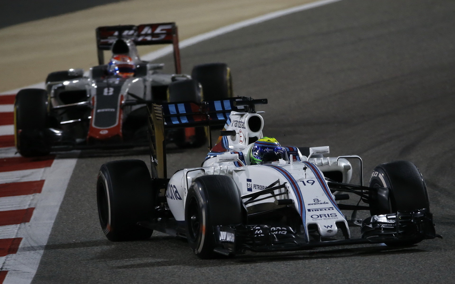 Felipe Massa v závodě v Bahrajnu