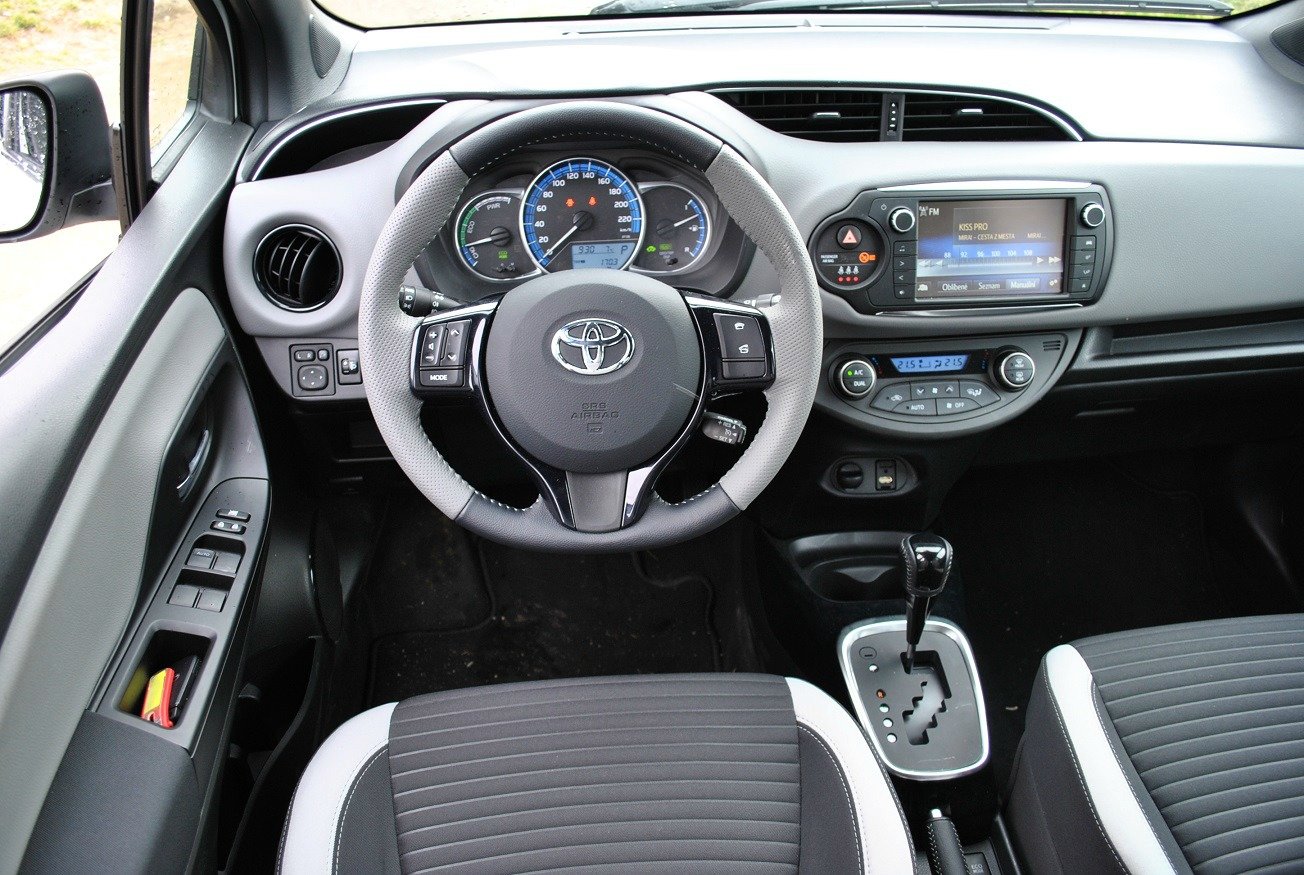 Toyota Yaris 1.5 HSD Hybrid (2016)