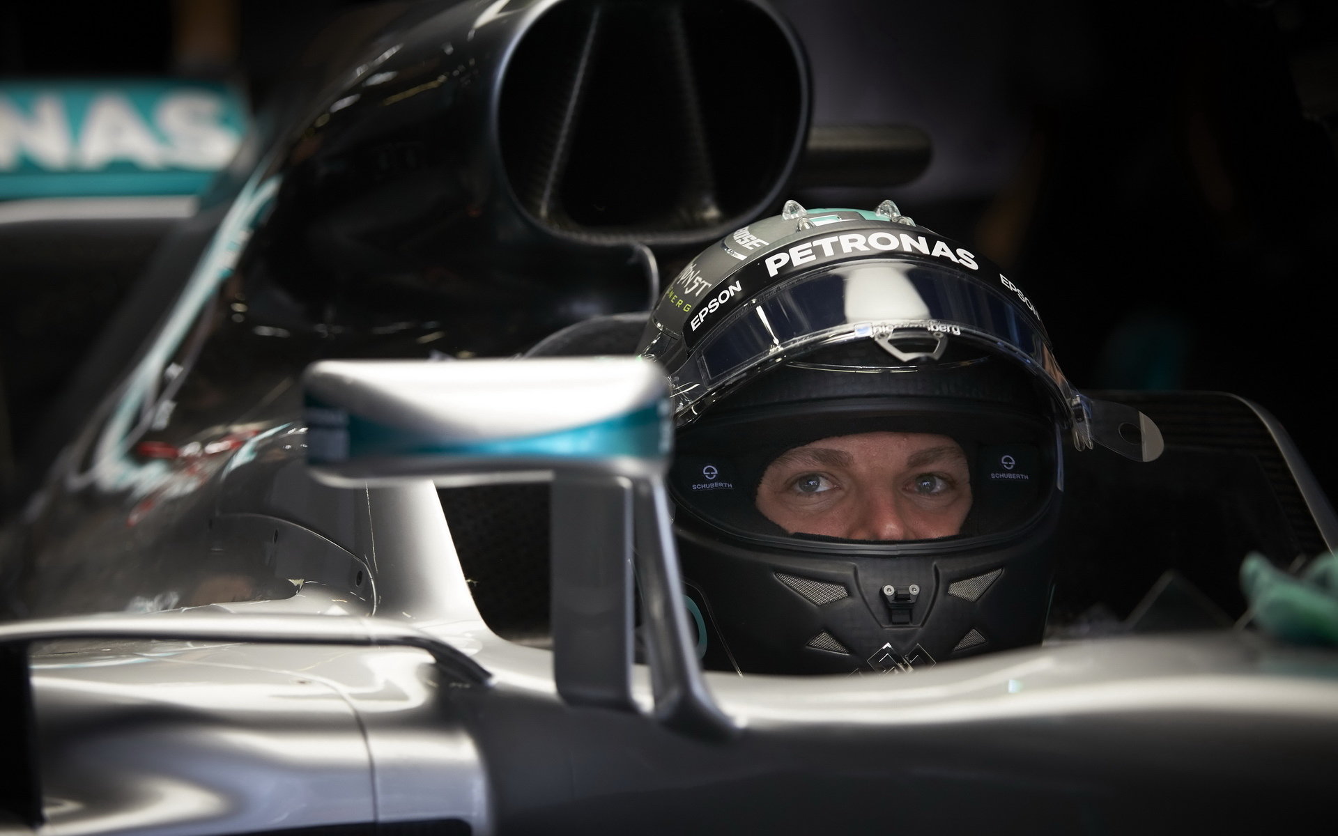 Nico Rosberg si pochvaluje změnu pravidel v radiokomunikaci