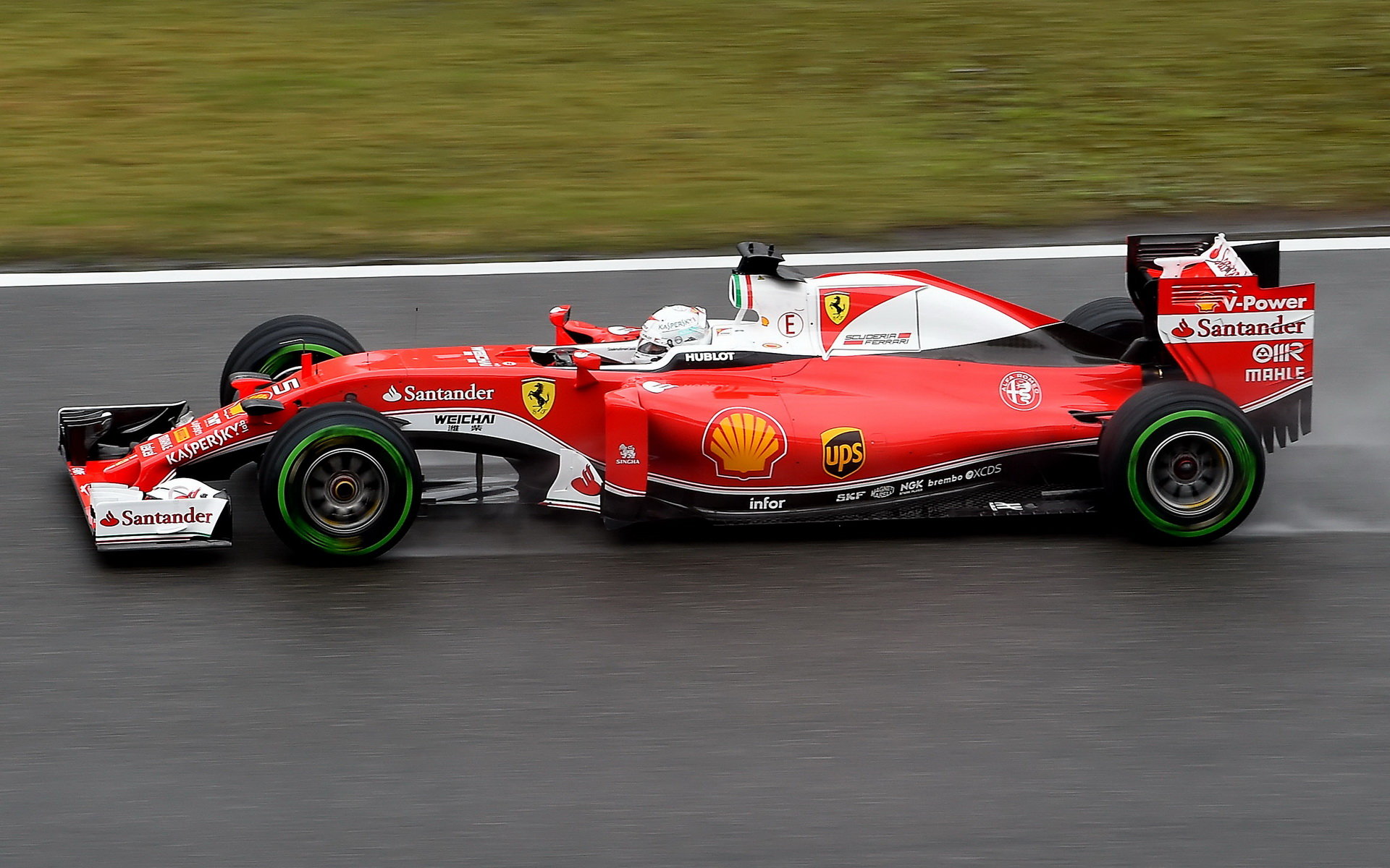 Sebastian Vettel v kvalifikaci v Číně