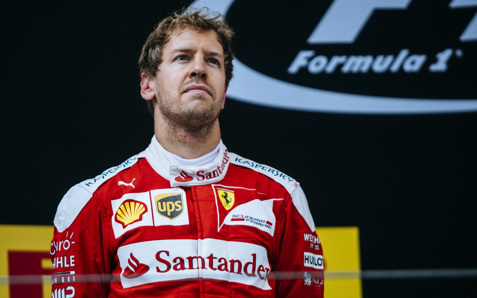 Sebastian Vettel po závodě na pódiu v Číně