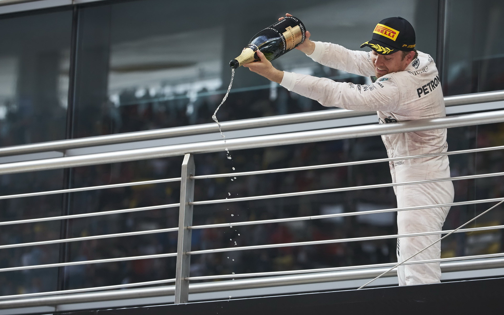 Nico Rosberg na pódiu v Číně
