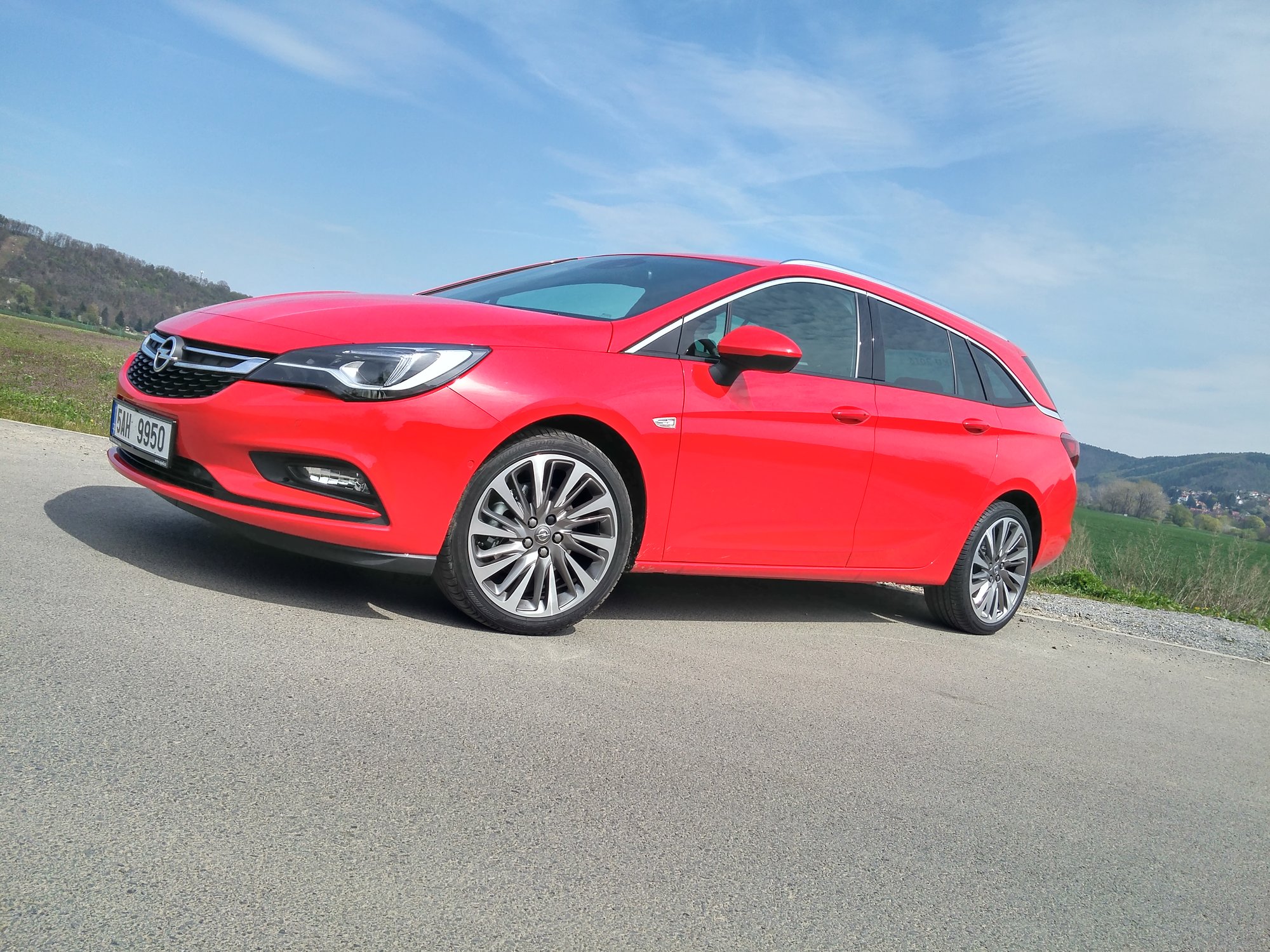 Opel Astra Sport Tourer právě vstupuje na český trh