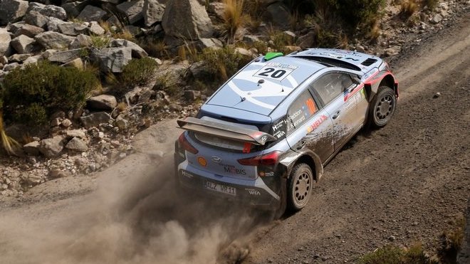 Paddon v Argentině získal svoje první vítězství ve WRC a Hyundai mu nadále věří