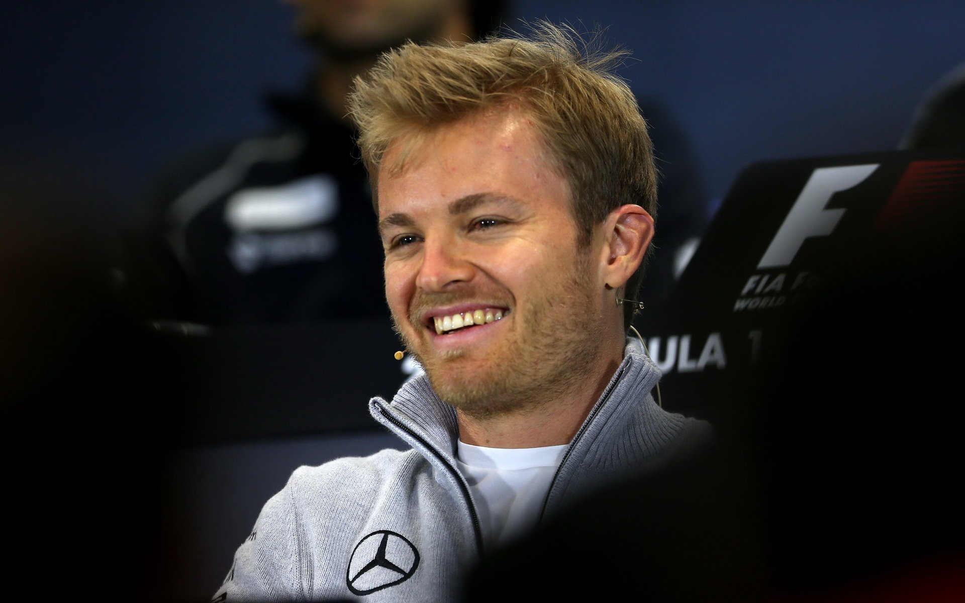 Rosberg téměř celý trénink byl před Hamiltonem. Nakonec s ním prohrál