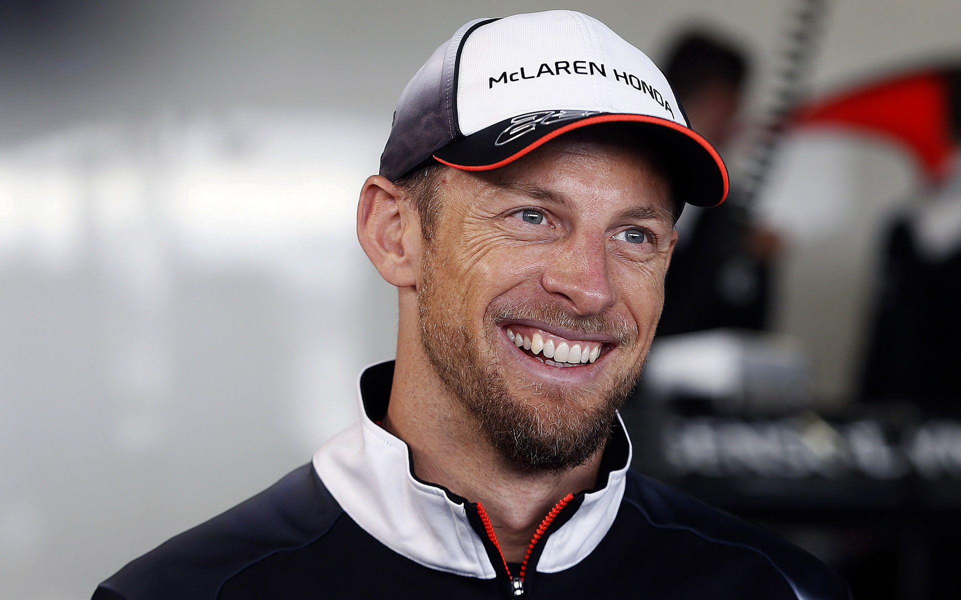 I Jenson Button musí platit pokuty