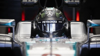 Nico Rosberg při pátečním tréninku v Soči