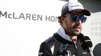 Fernando Alonso je překvapen množstvím kolizí po startu
