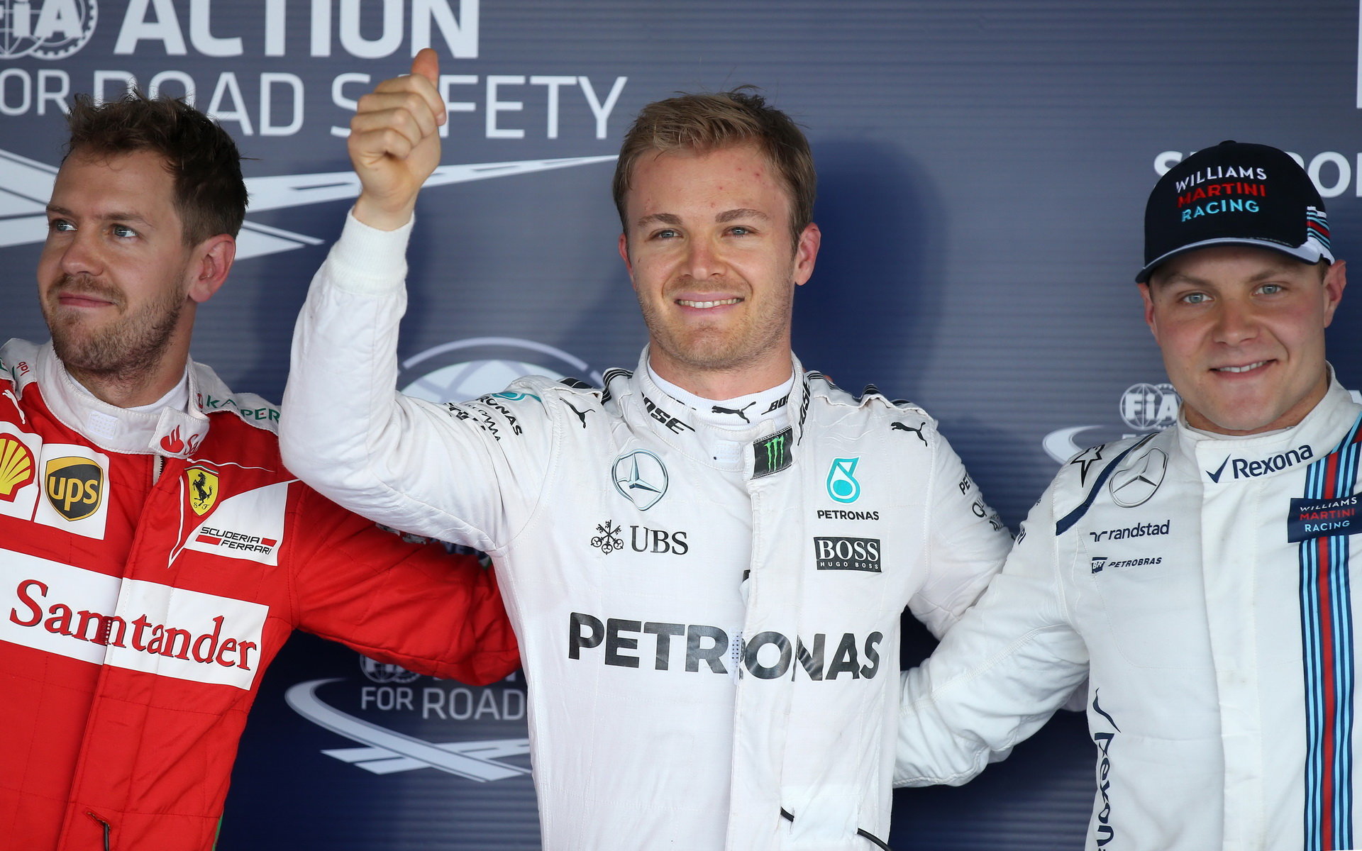 Sebastian Vettel, Nico Rosberg a Valtteri Bottas po kvalifikaci v Soči