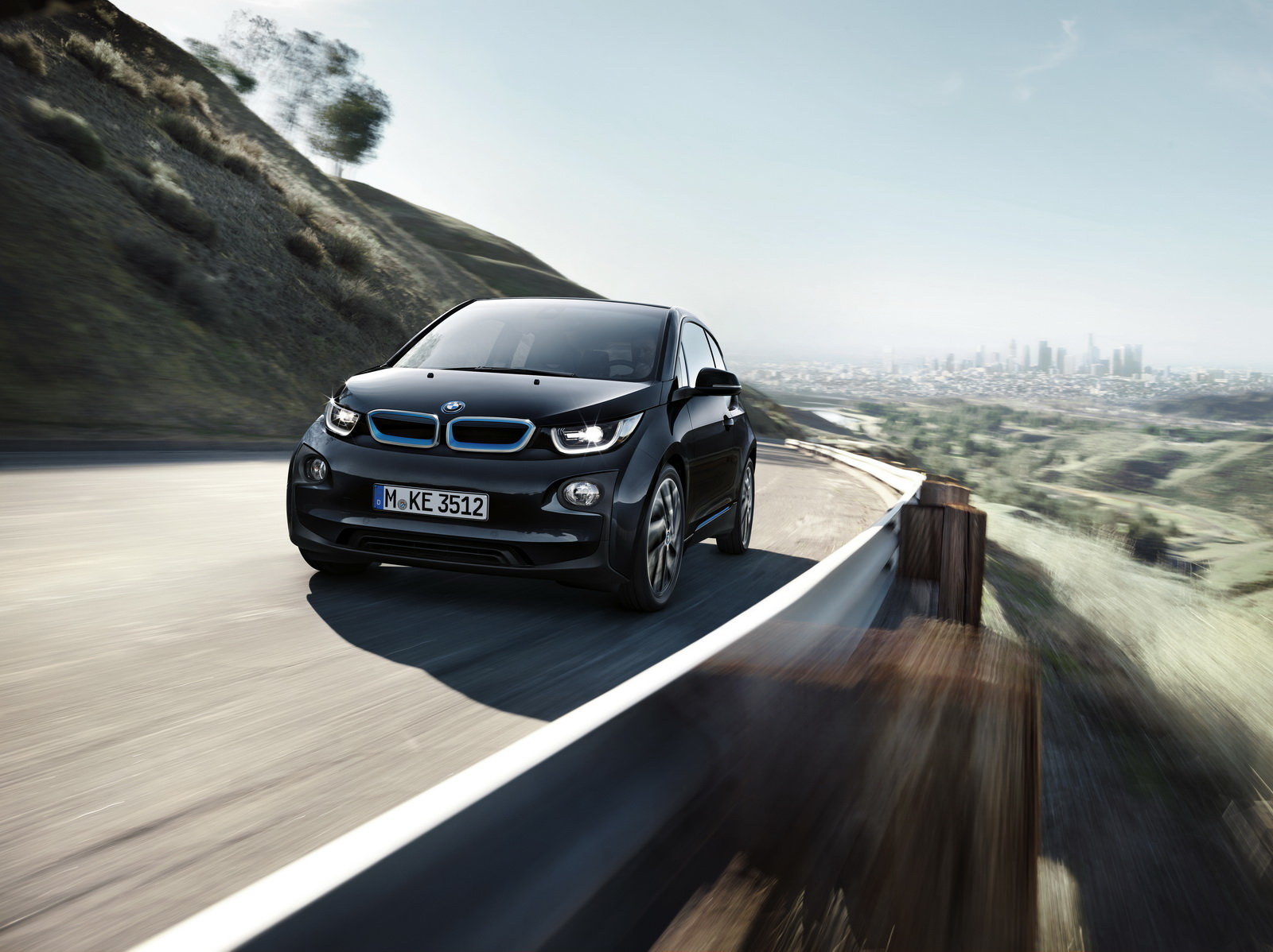 BMW i3 dostalo v rámci modernizace akumulátor o kapacitě 33 kWh.
