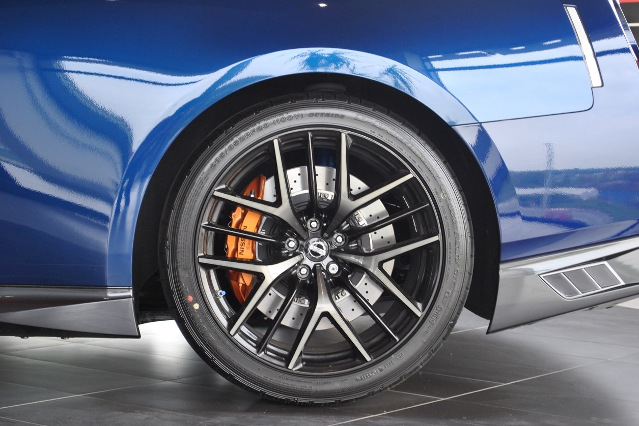 Nový Nissan GT-R (2017) se představil v showroomu značky v Praze