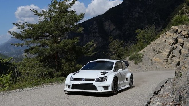 Uvidíme Polo WRC 2017 na Korsice?