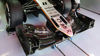 Přední křídlo vozu Force India VJM09 - Mercedes při kvalifikaci v Barceloně