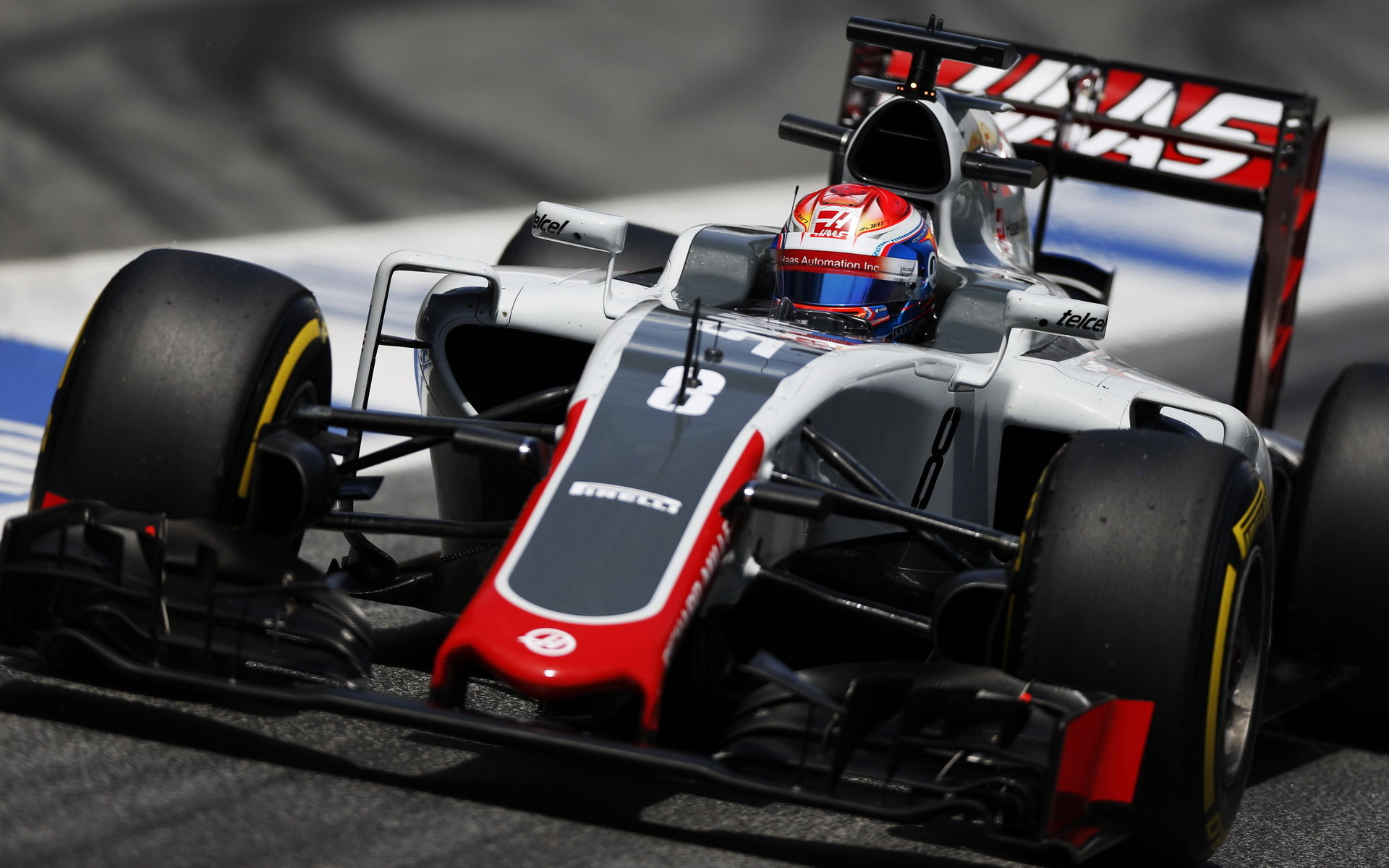 Romain Grosjean s Haasem VF-16