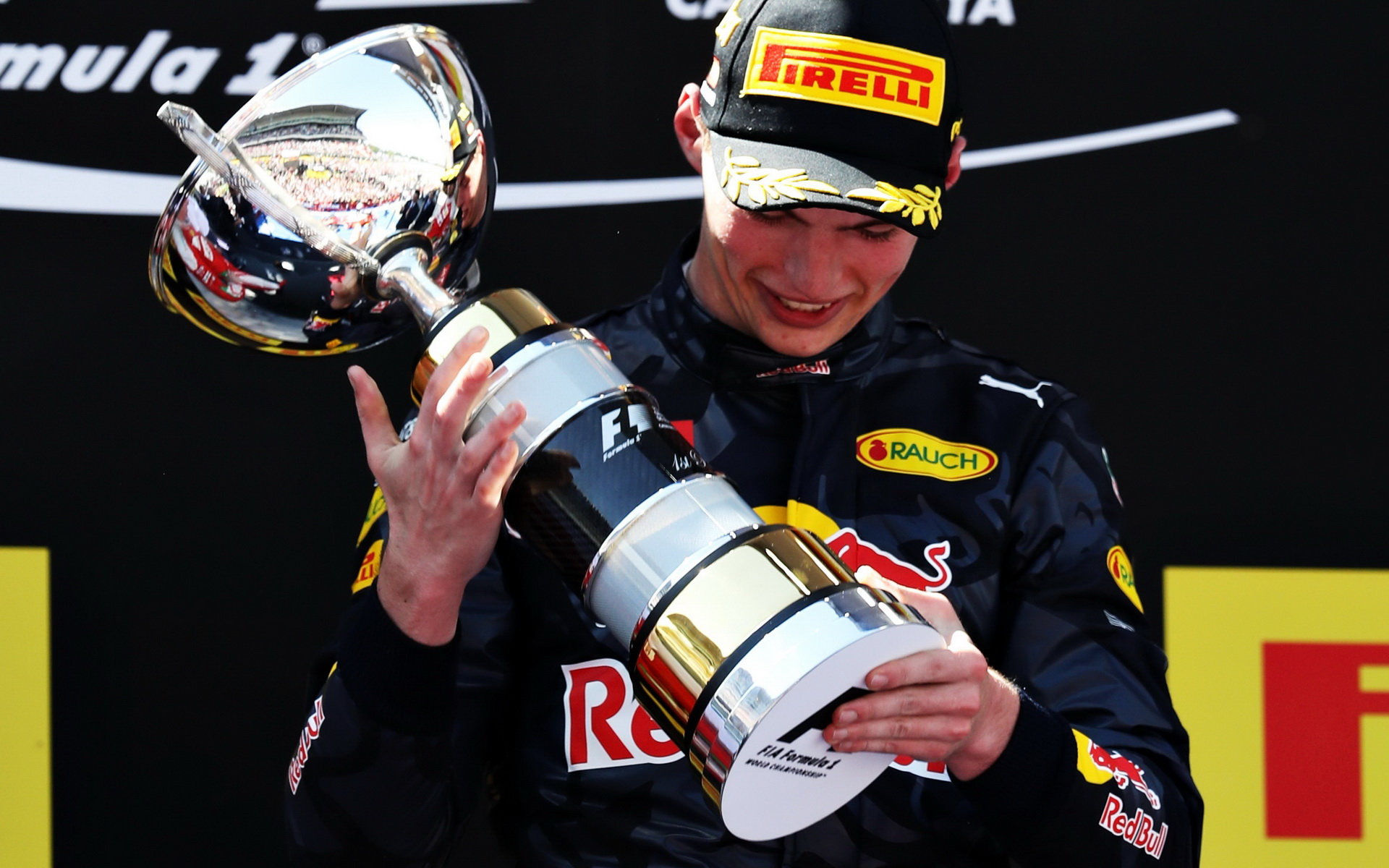 Zrod nové hvězdy Verstappena hodnotí Wolff jako přínos pro F1