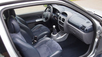 Renault Clio Sport V6 v originálním stavu je aktuálně na prodej.