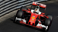 Sebastian Vettel při kvalifikaci v Monaku