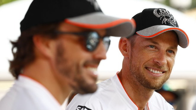 Fernando Alonso a Jenson Button si proti sobě zazávodí v Le Mans