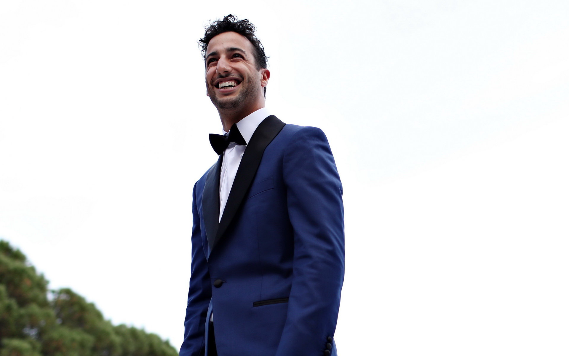 Daniel Ricciardo při módní prohlídce v Monaku