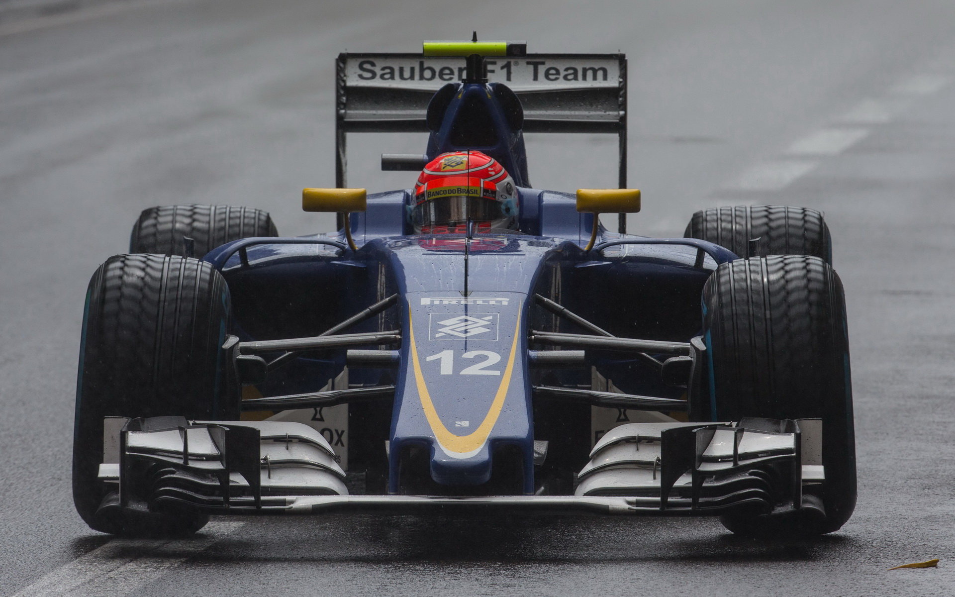 Felipe Nasr v závodě v Monaku
