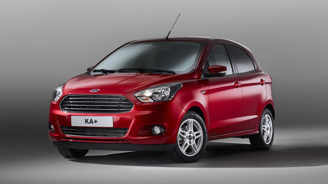 Ford Ka+ přichází jako levnější alternativa k Fiestě, předchůdce připomíná jen jménem.