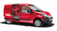 Fiat Fiorino po modernizací míří na český trh, jako furgon nebo kombi.