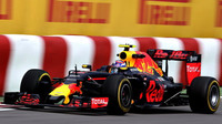 Max Verstappen při tréninku v Kanadě